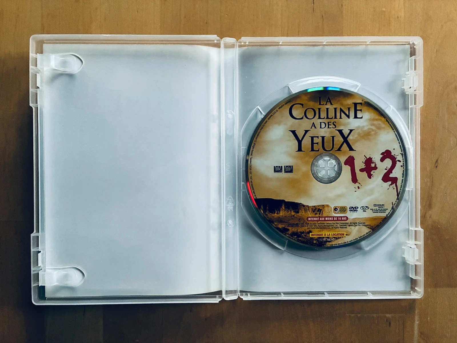 DVD combo La colline a des yeux 1 et 2. – photo 2